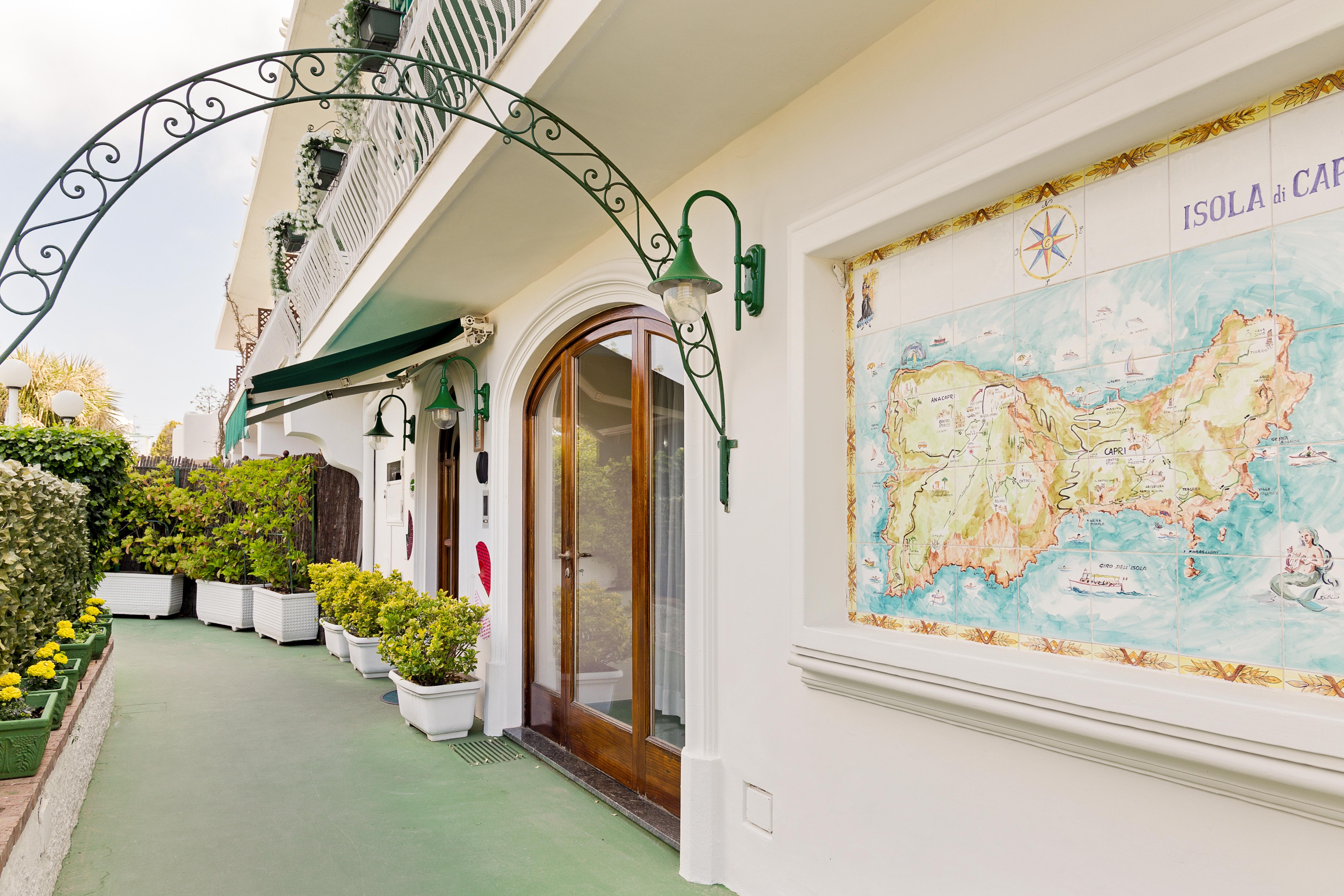 Hotel Carmencita Anacapri  Exterior photo